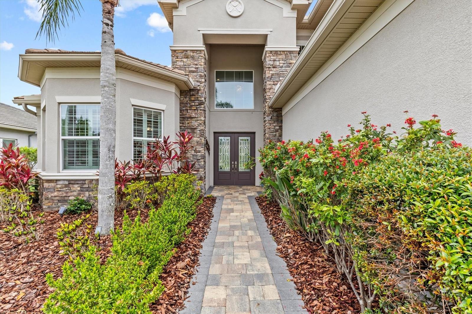 Image 8 of 100 For 2724 Coco Palm Circle
