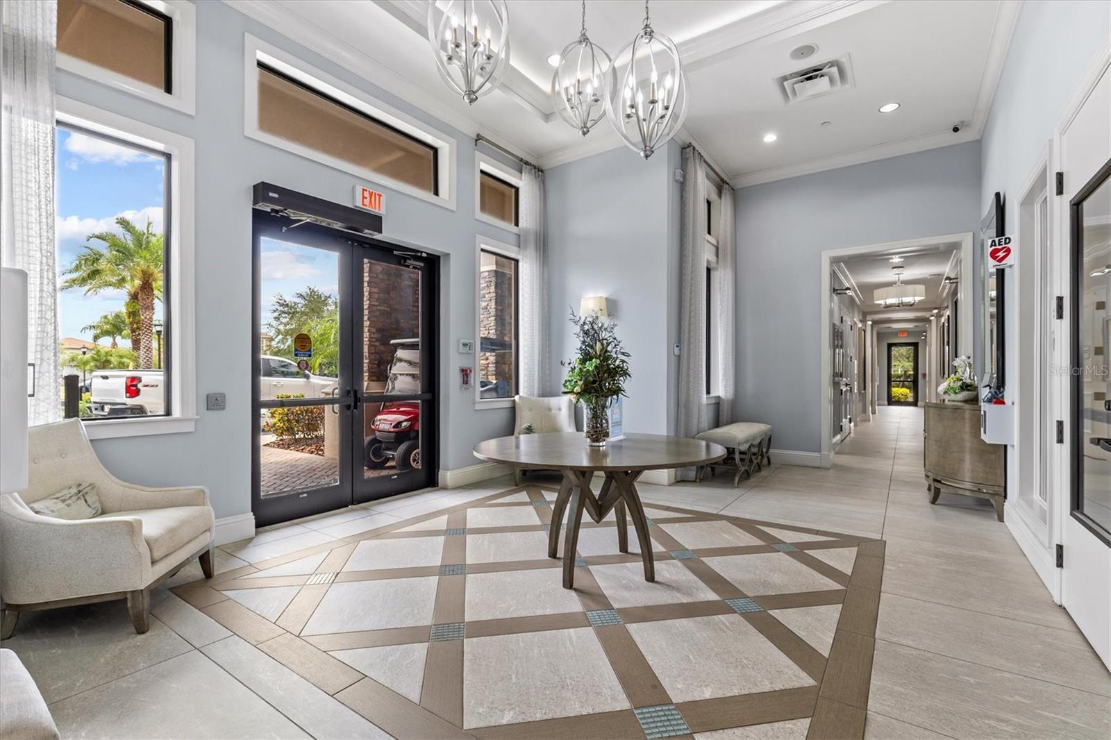 Image 93 of 100 For 2724 Coco Palm Circle