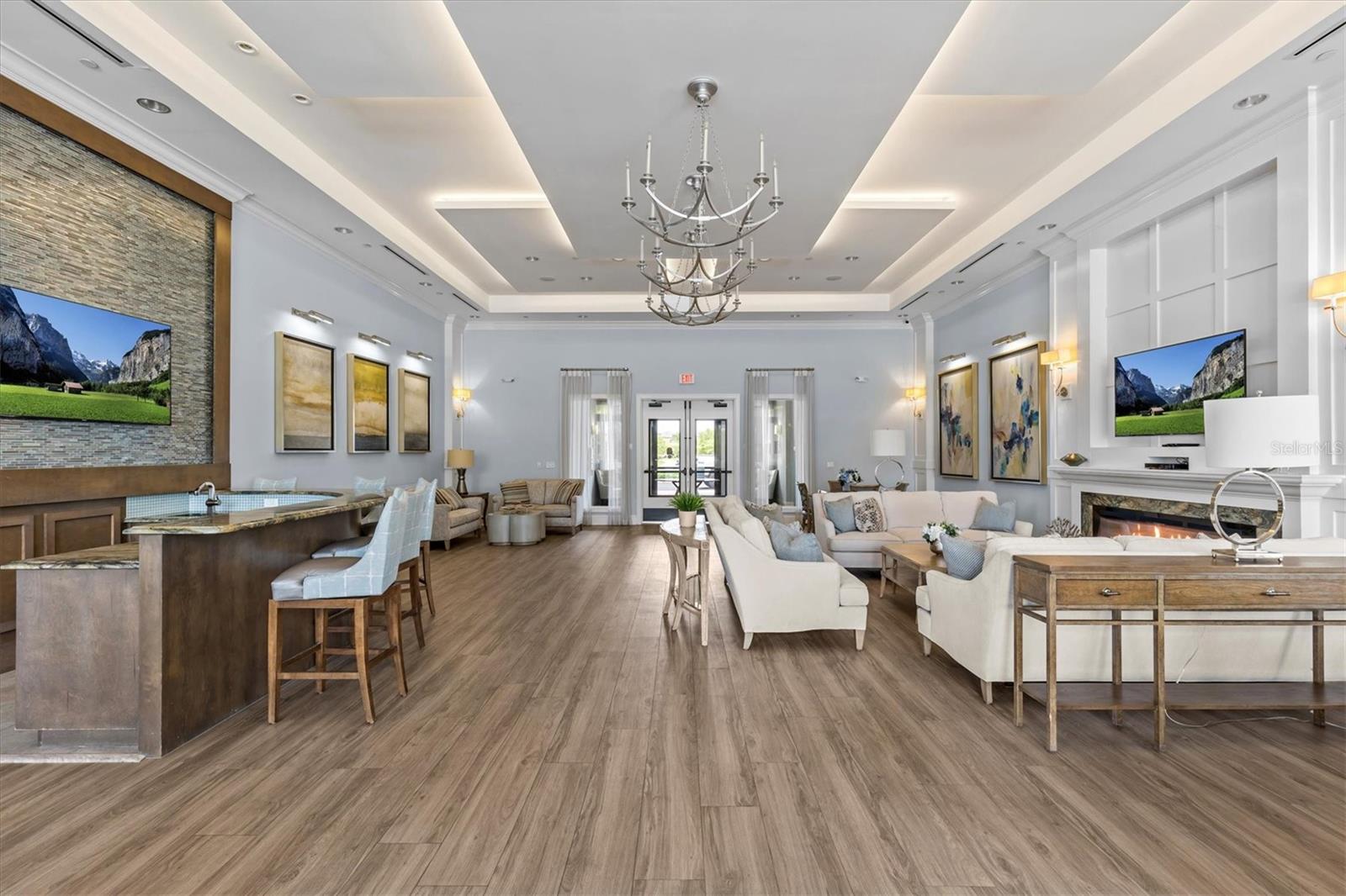 Image 94 of 100 For 2724 Coco Palm Circle