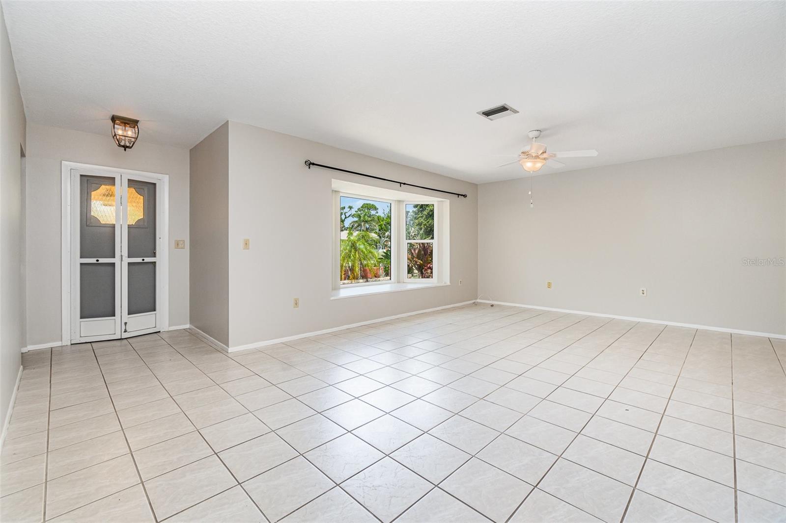 Image 6 of 34 For 1839 Neptune Drive