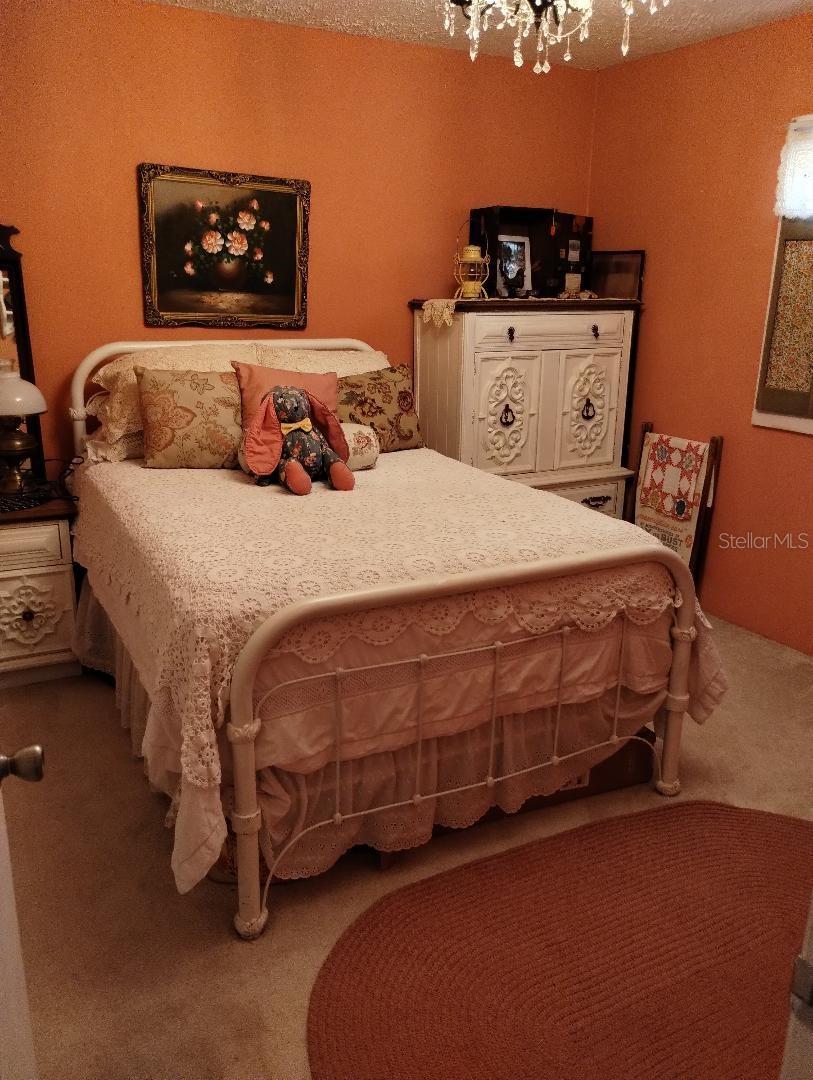 Listing photo id 20 for 7608 Chenkin