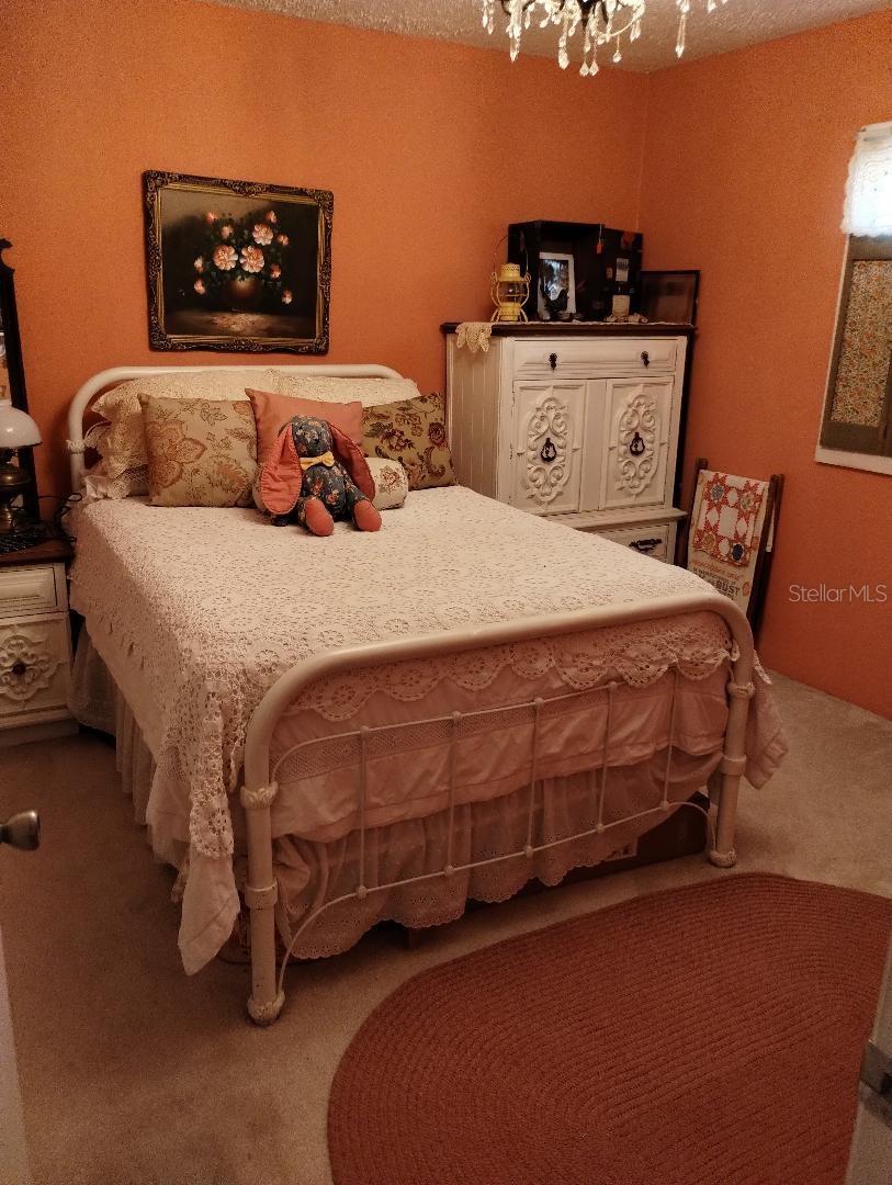 Listing photo id 21 for 7608 Chenkin