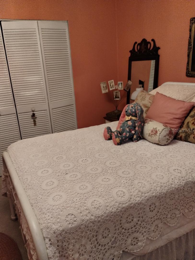 Listing photo id 22 for 7608 Chenkin