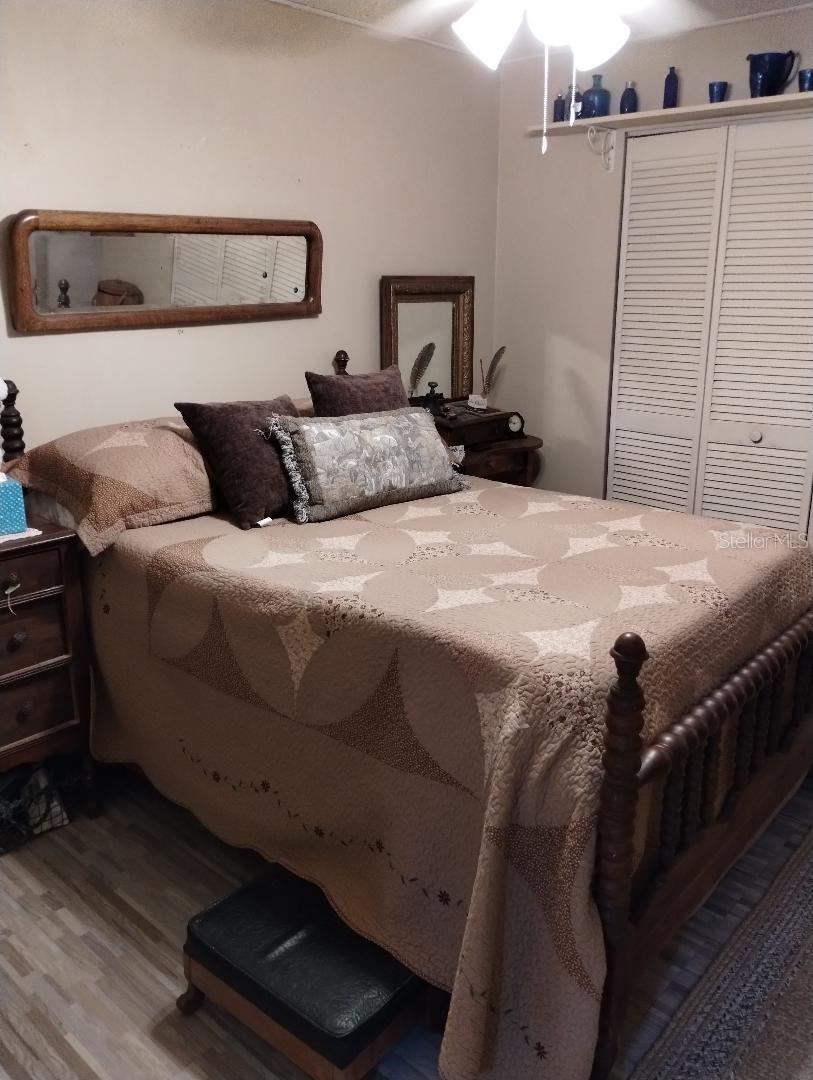 Listing photo id 24 for 7608 Chenkin