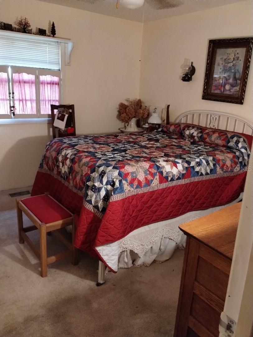 Listing photo id 29 for 7608 Chenkin