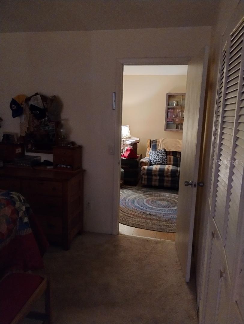 Listing photo id 30 for 7608 Chenkin