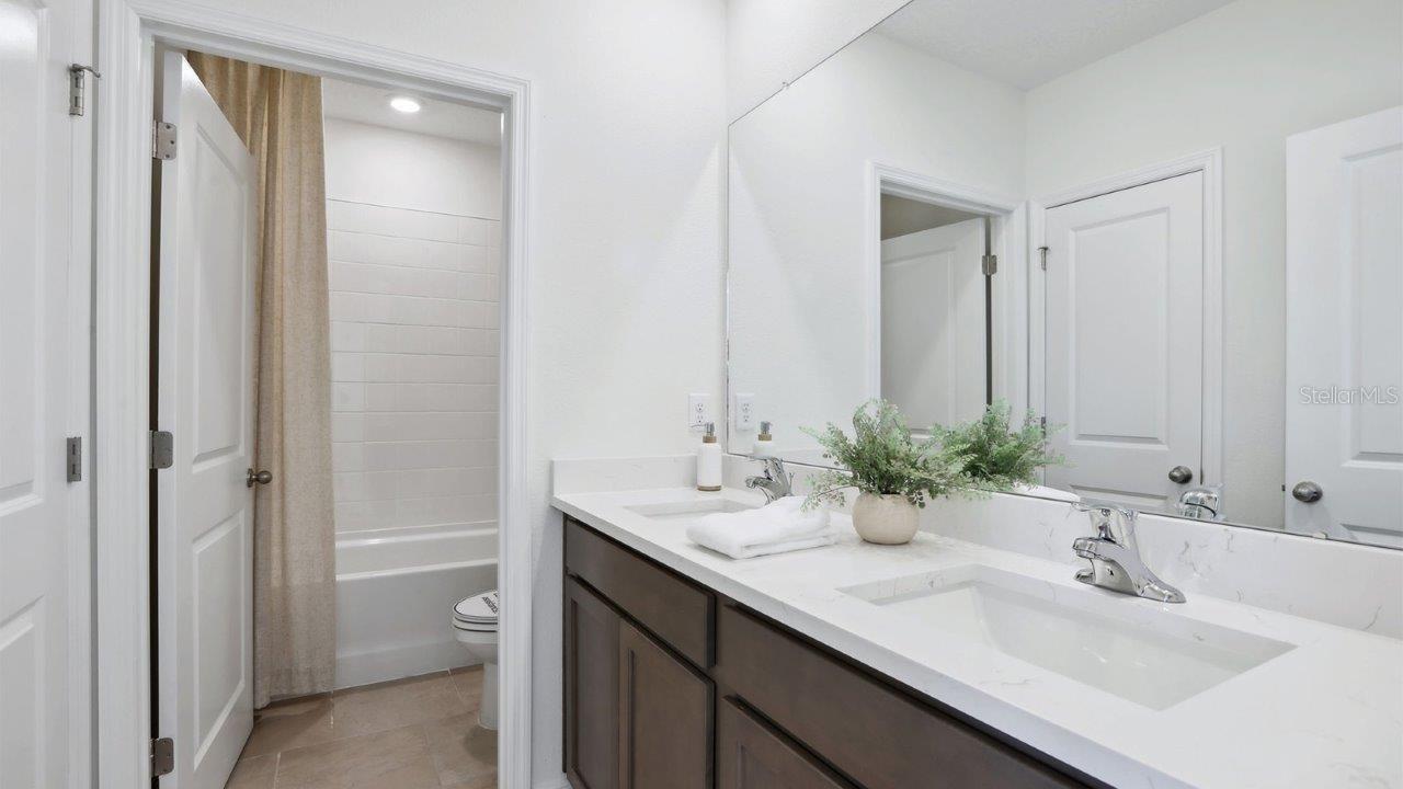 Listing photo id 11 for 10457 Gentle Rain Drive