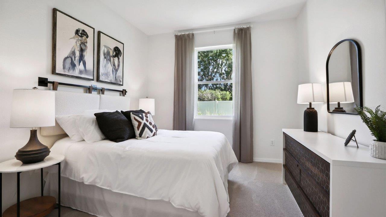 Listing photo id 13 for 10457 Gentle Rain Drive