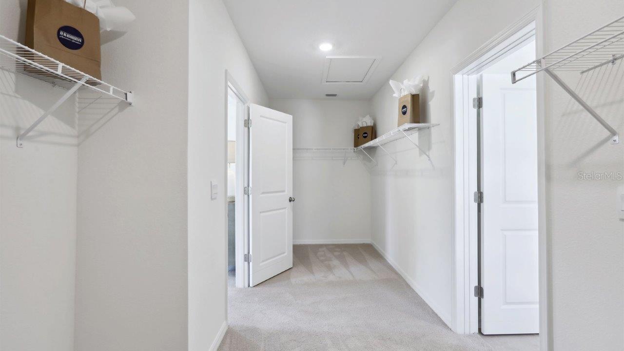 Listing photo id 24 for 10457 Gentle Rain Drive