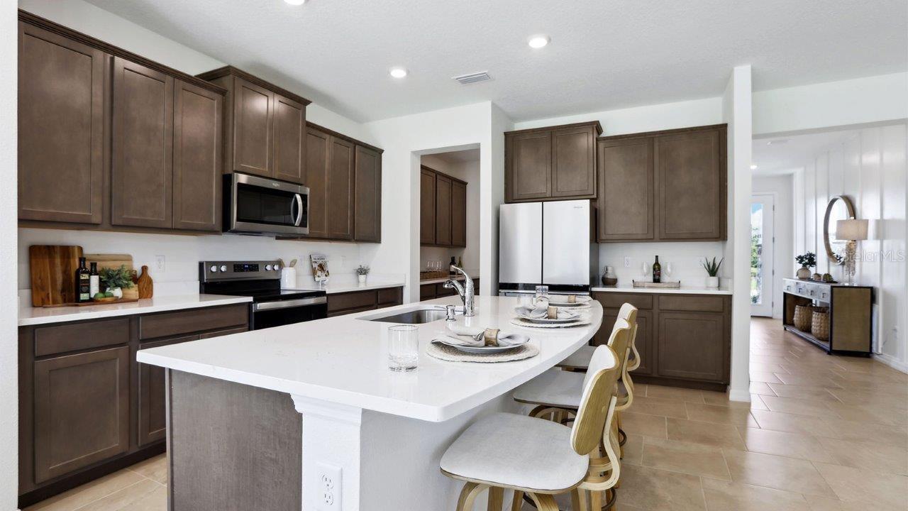 Listing photo id 4 for 10457 Gentle Rain Drive