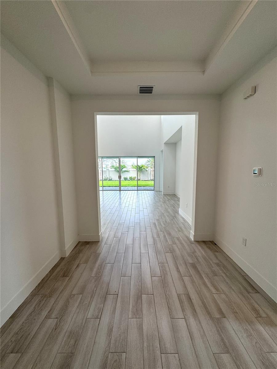 Image 3 of 24 For 8316 Golden Beach Court