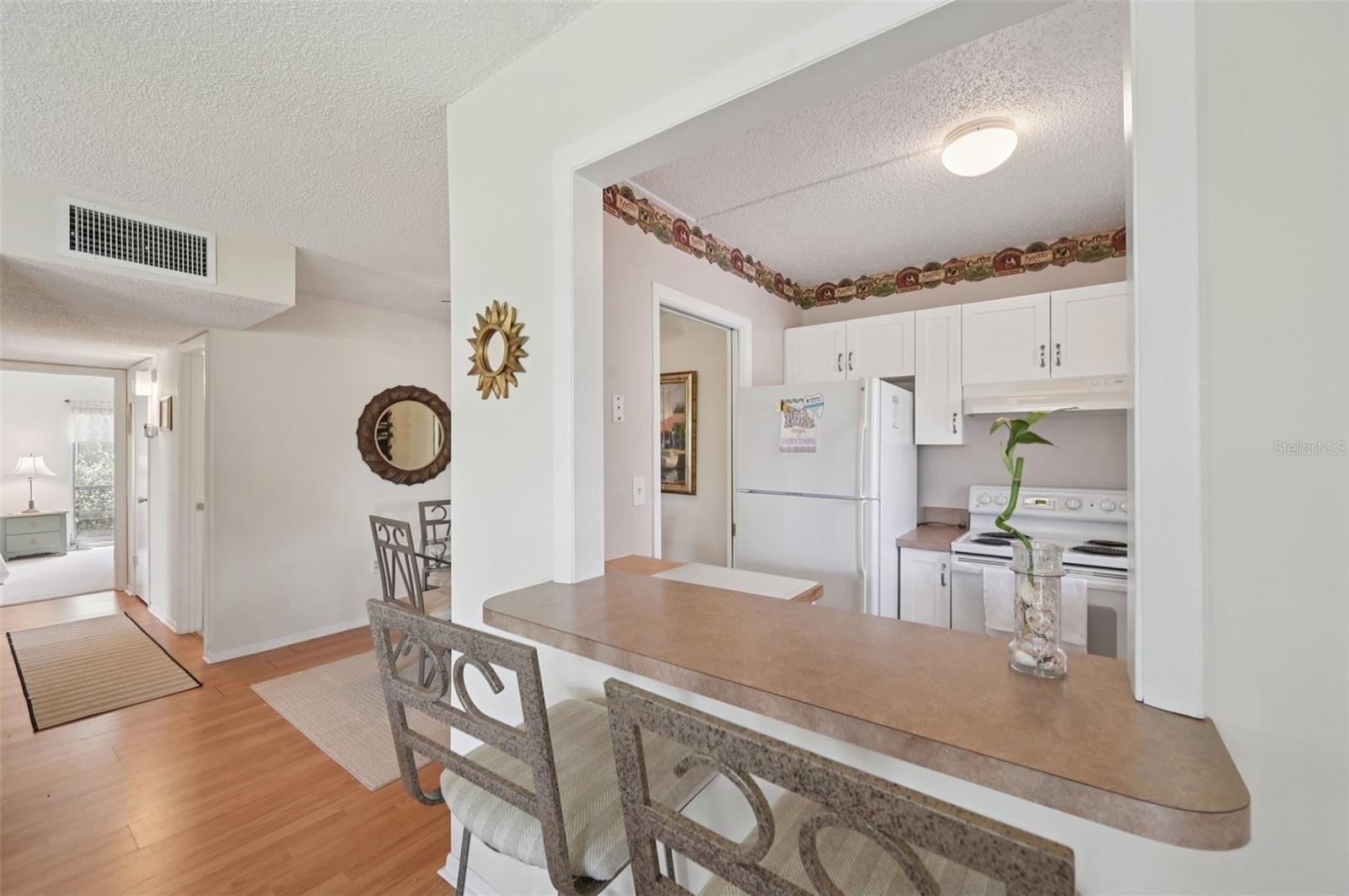Image 4 of 30 For 7304 Country Club Drive N 113