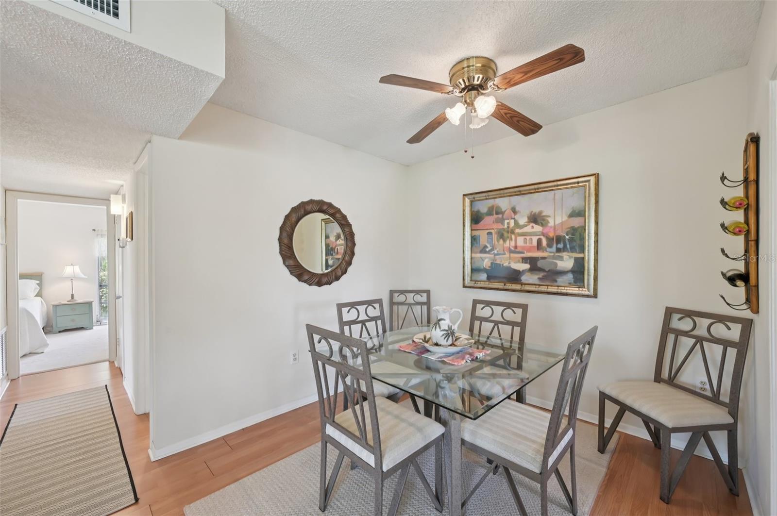 Image 7 of 30 For 7304 Country Club Drive N 113