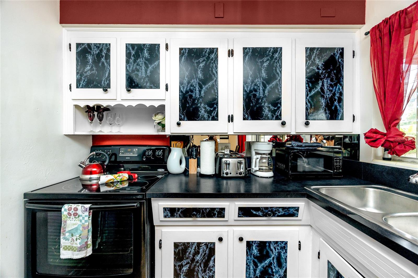 Image 13 of 37 For 614 12th Street Nw