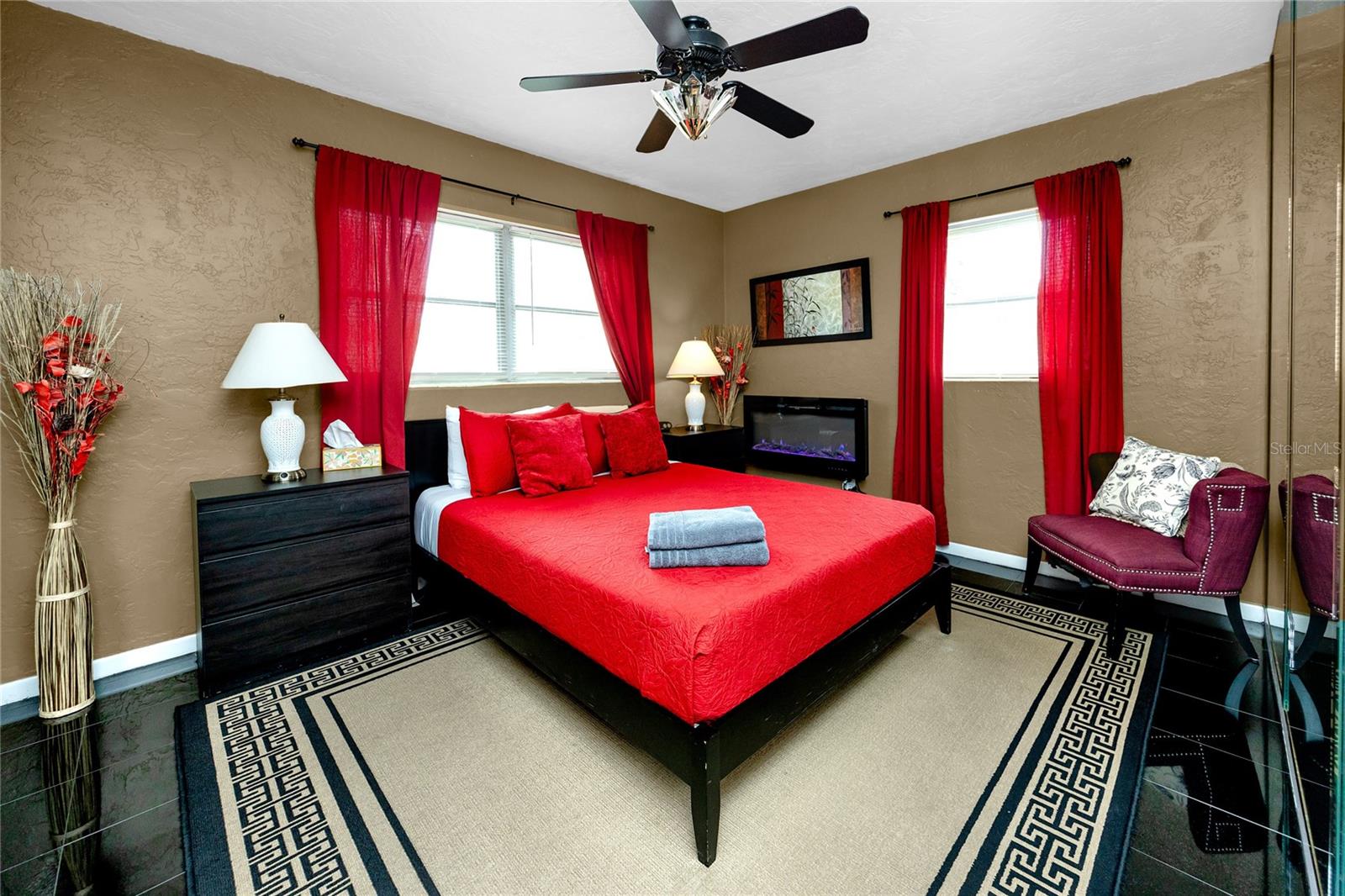 Image 20 of 37 For 614 12th Street Nw
