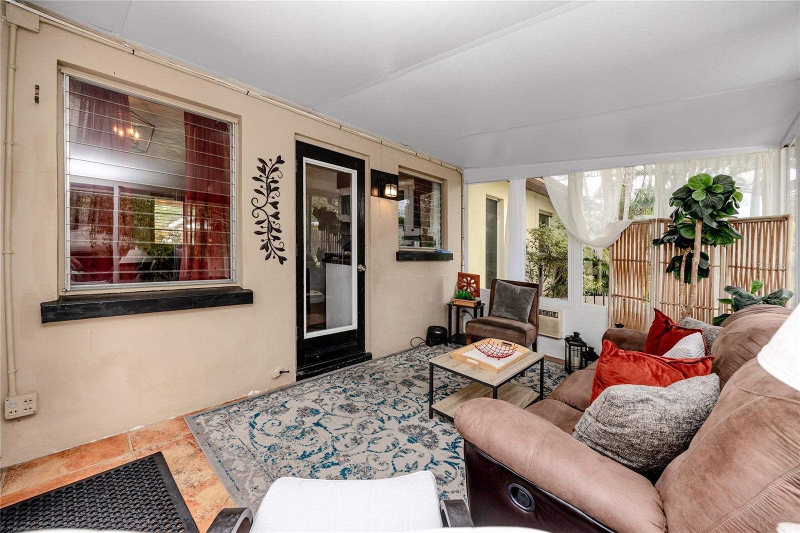 Image 26 of 37 For 614 12th Street Nw