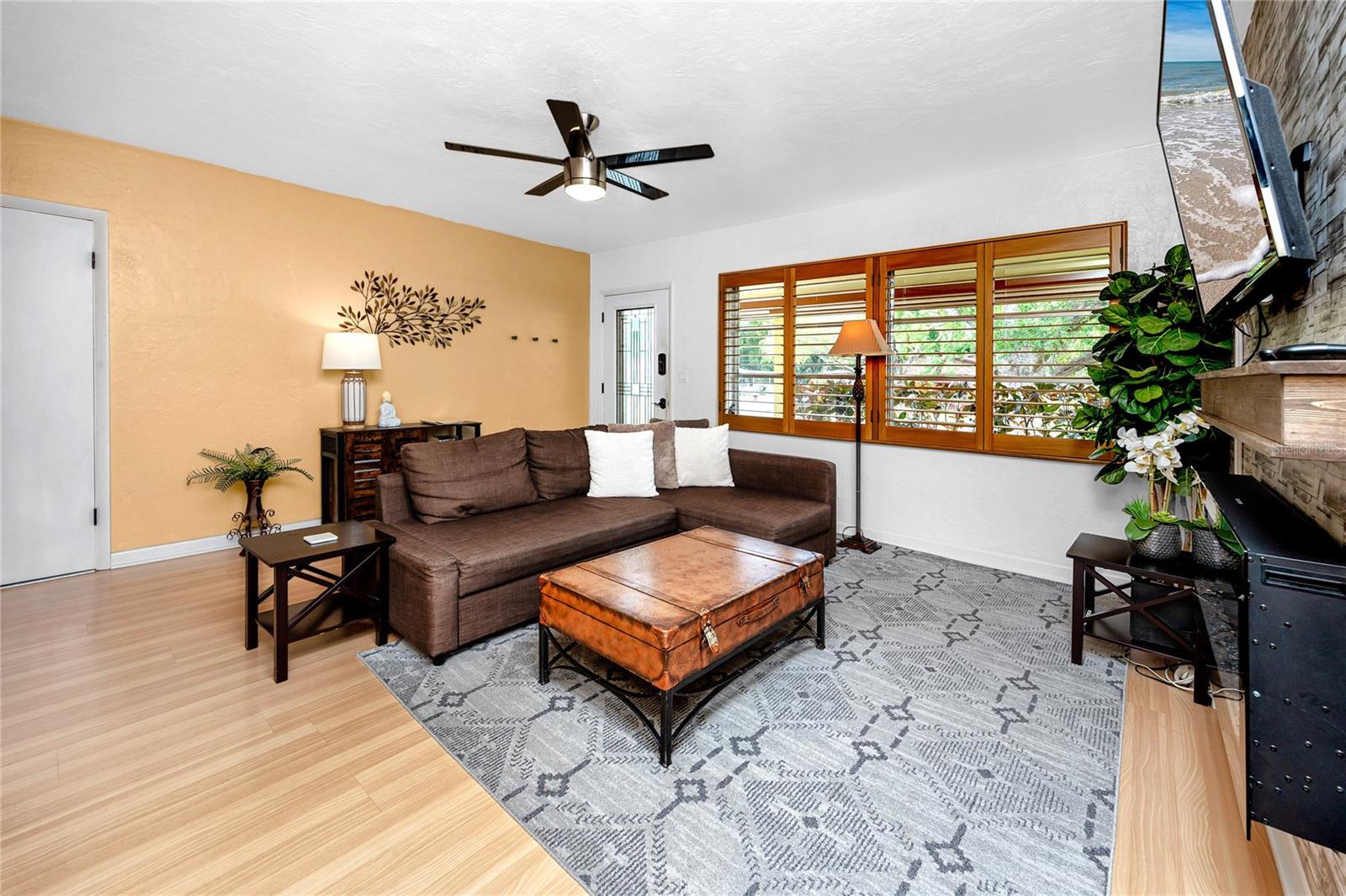 Image 9 of 37 For 614 12th Street Nw