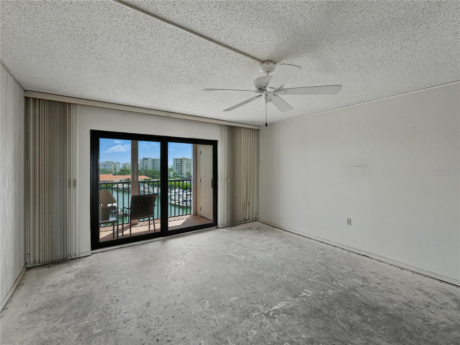 Image 17 of 38 For 7600 Sun Island Drive S 603