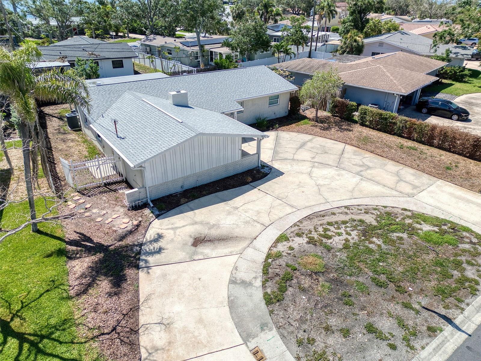 Image 2 of 33 For 1897 Dolphin Boulevard S