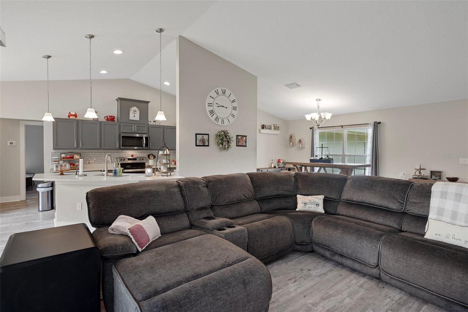 Listing photo id 8 for 16473 Scaup Duck Avenue