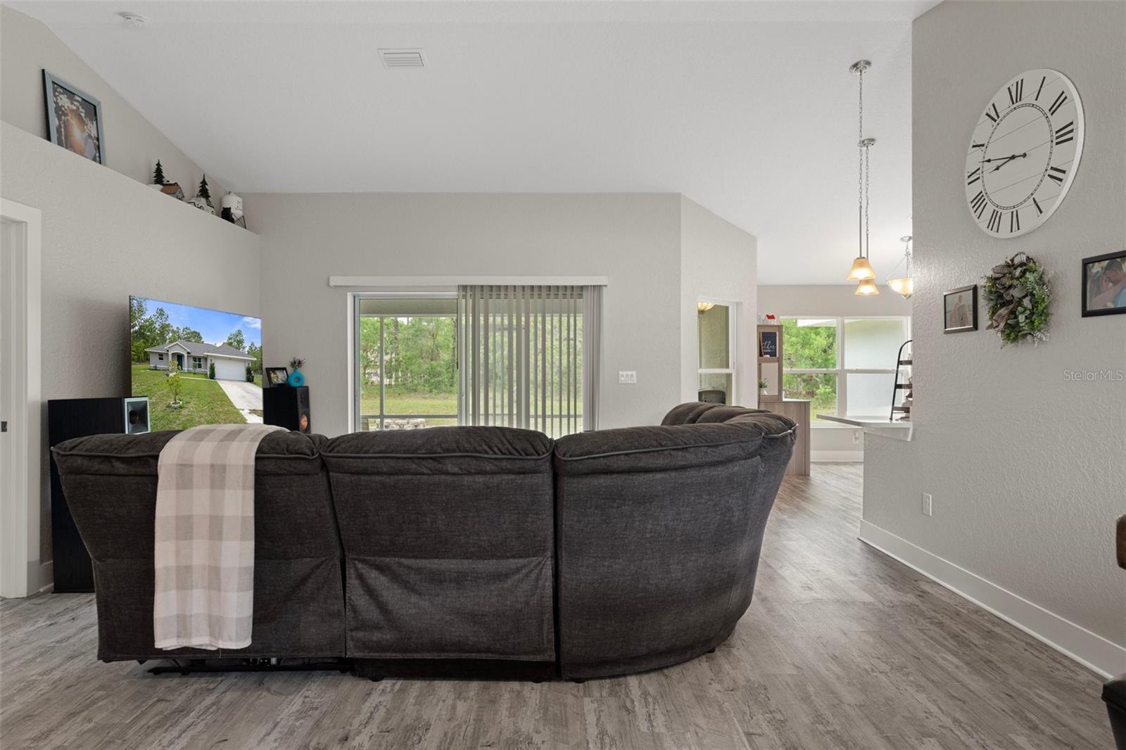 Listing photo id 4 for 16473 Scaup Duck Avenue