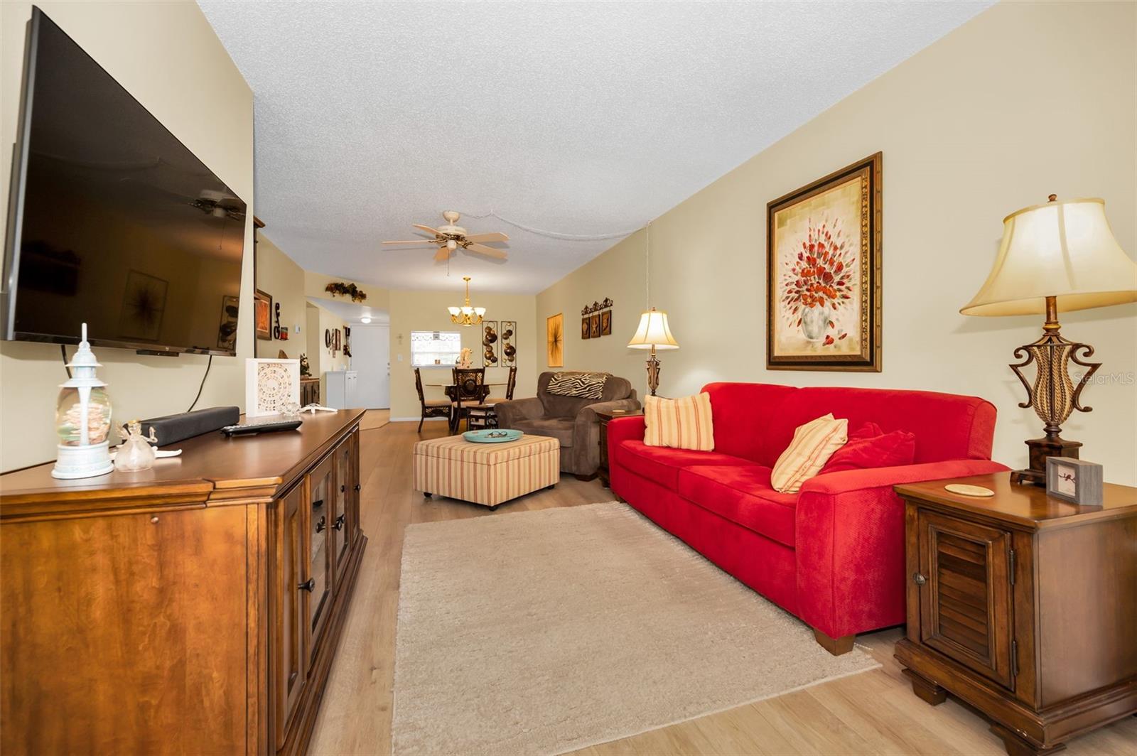 Image 15 of 56 For 960 Virginia Street 202