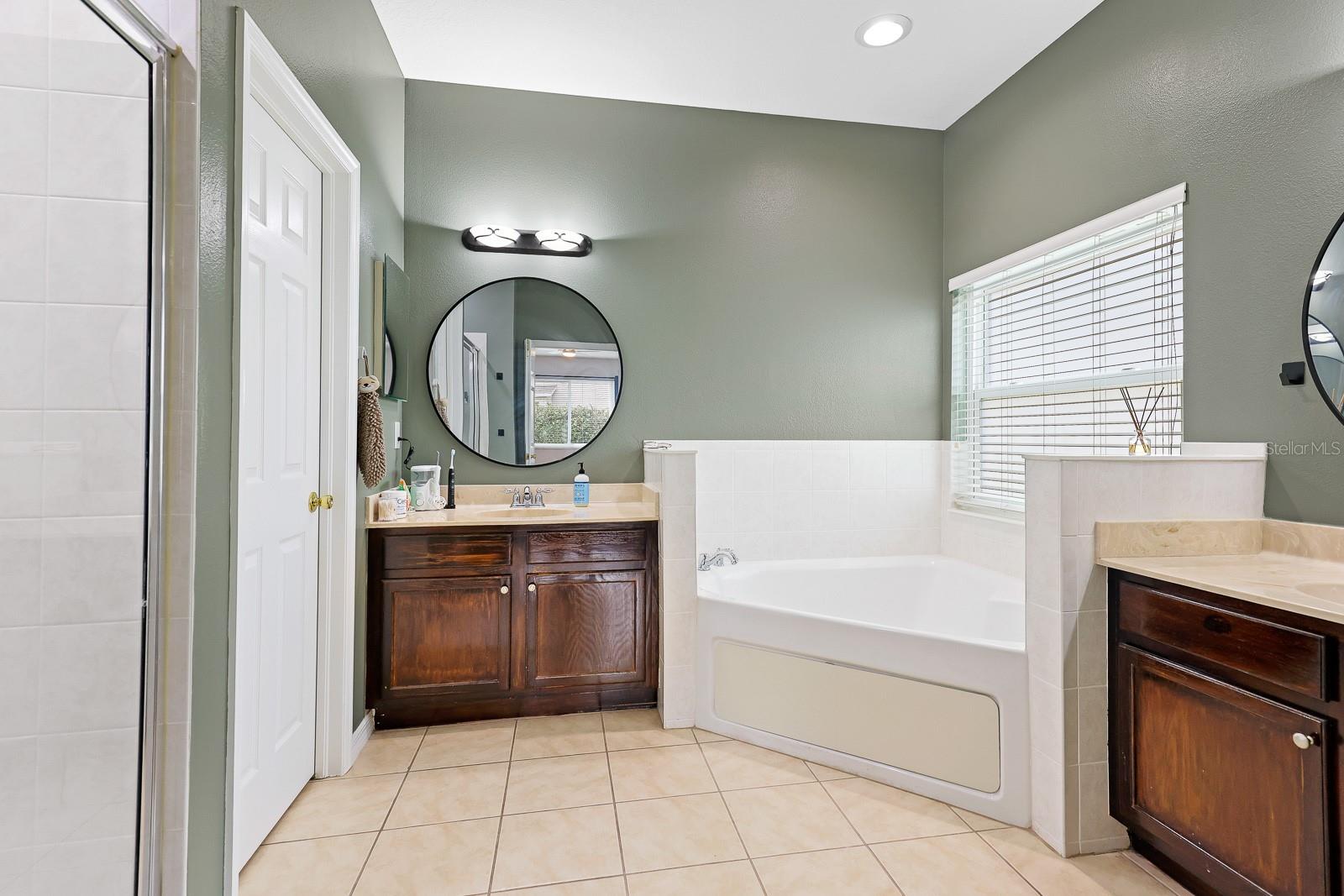 Image 12 of 23 For 16111 Bridgedale Drive