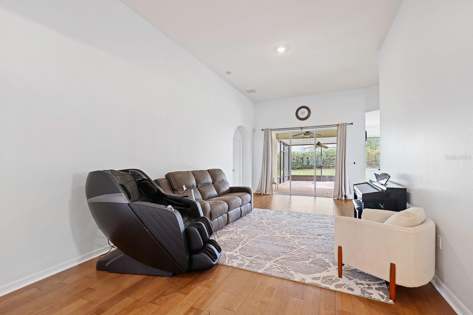Image 8 of 23 For 16111 Bridgedale Drive