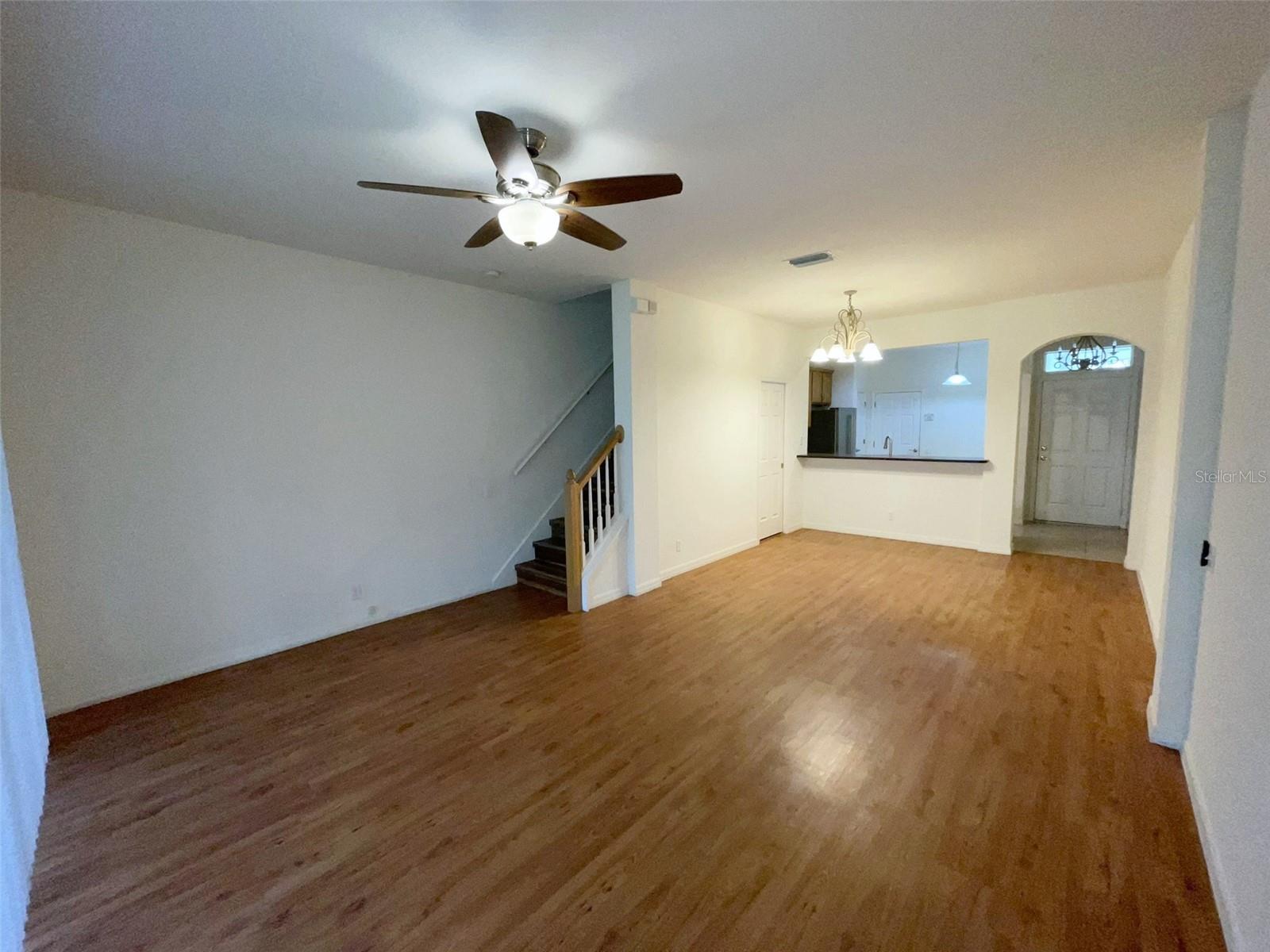 Image 6 of 26 For 6645 82nd Terrace N