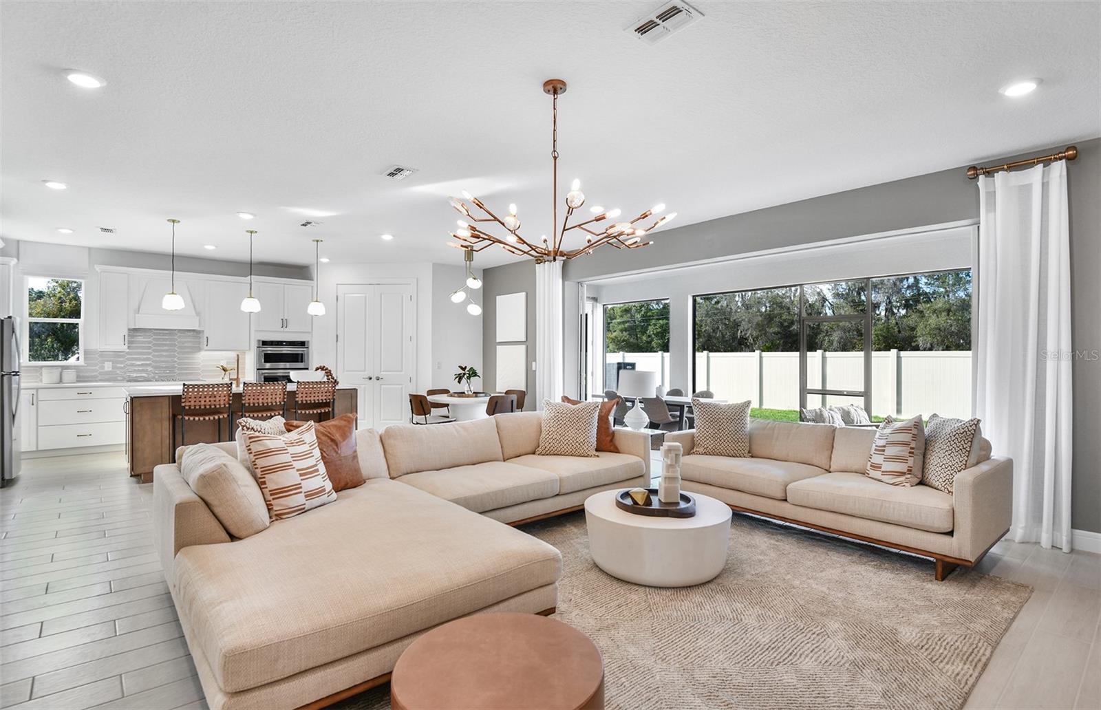 Listing photo id 0 for 1470 Julington Court