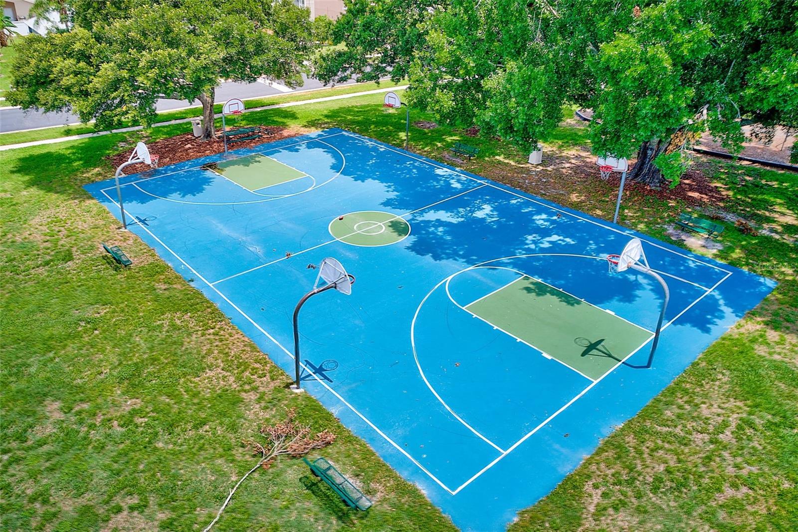 Listing photo id 9 for 25729 Aldus Drive