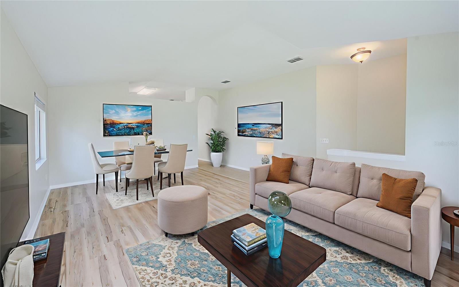 Listing photo id 0 for 25729 Aldus Drive