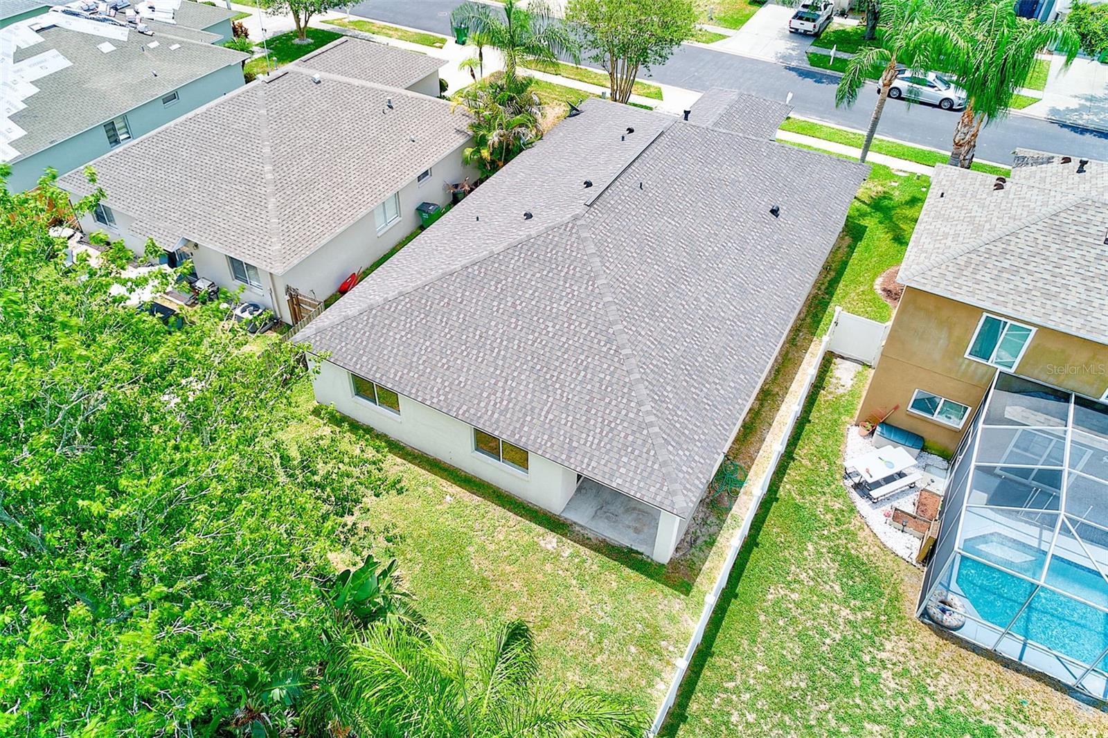 Listing photo id 18 for 25729 Aldus Drive