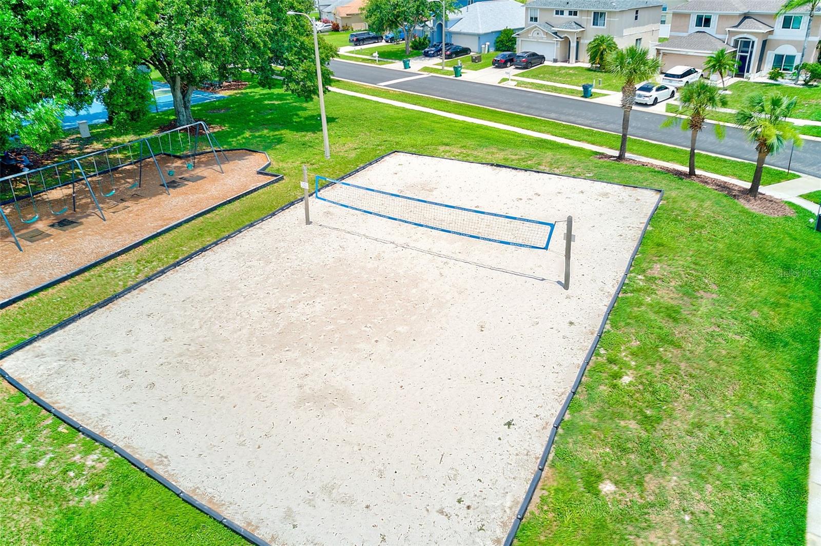 Listing photo id 19 for 25729 Aldus Drive