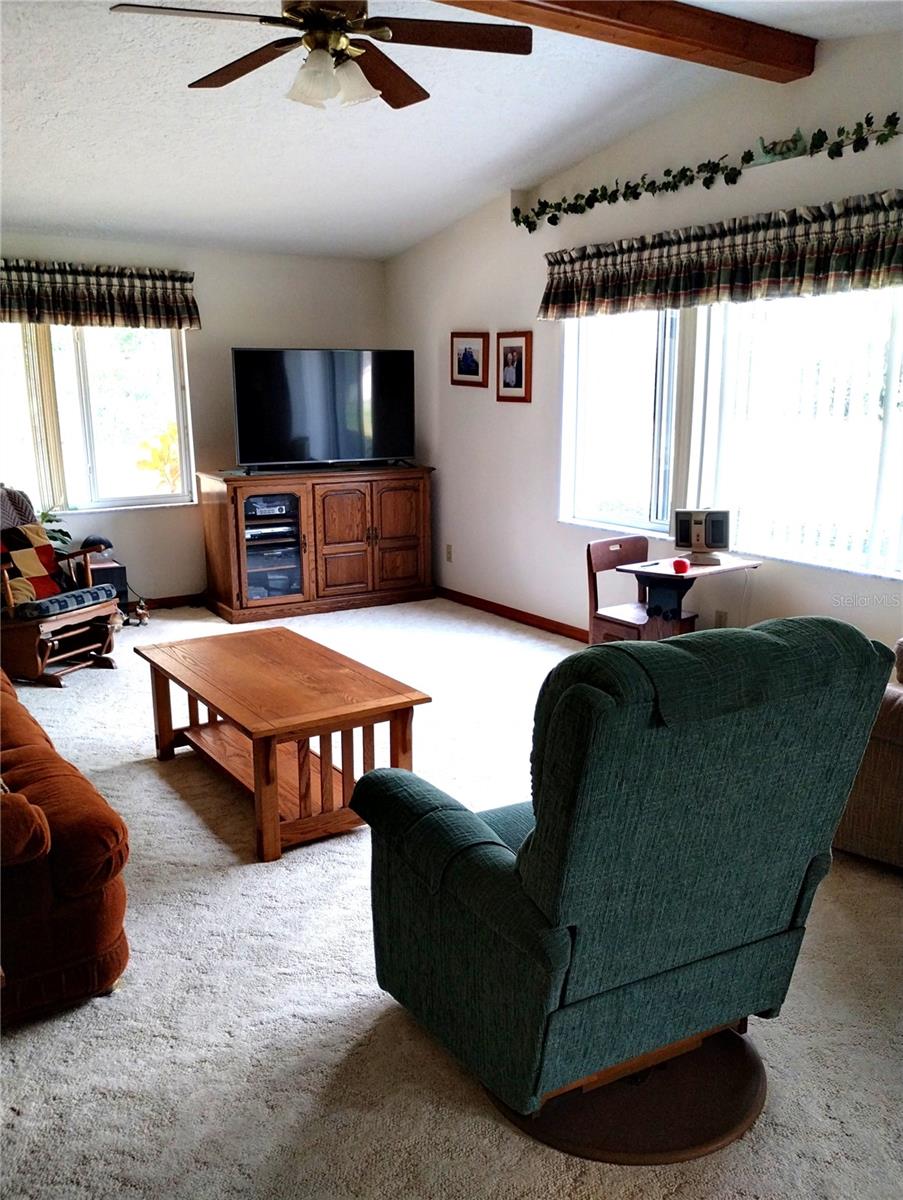 Image 6 of 30 For 39343-39349 Rusbe