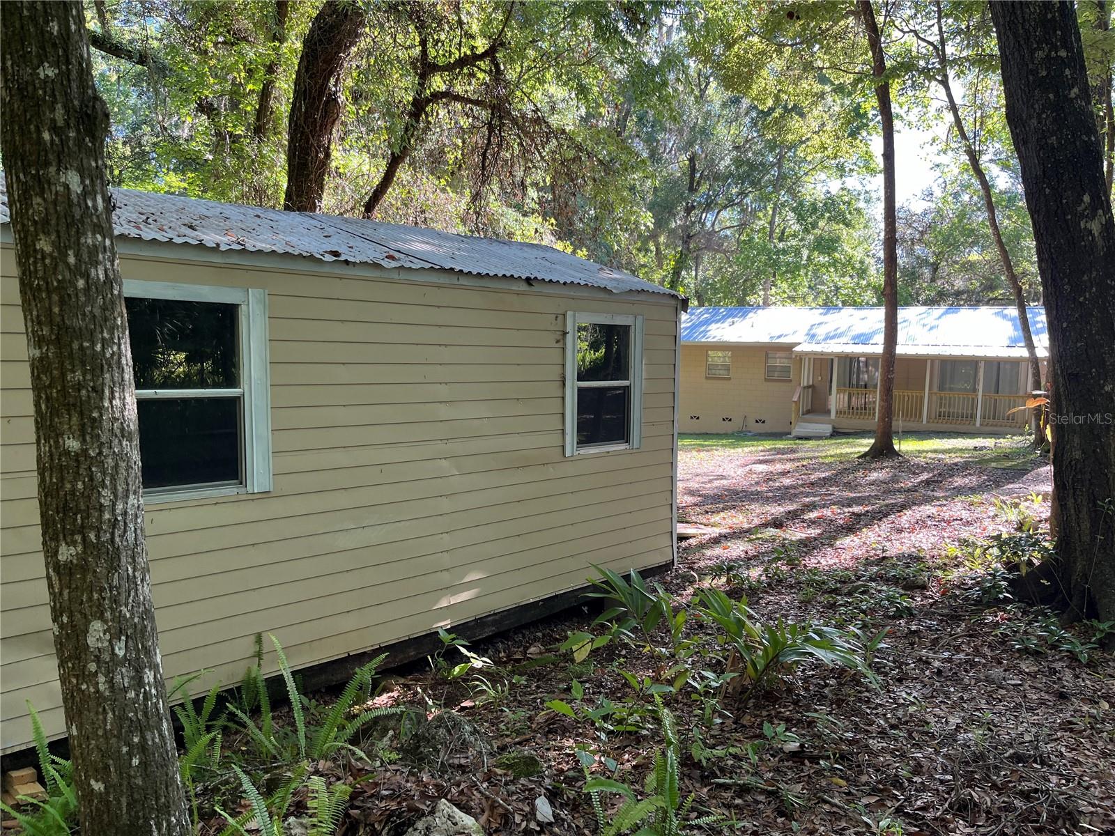 Image 16 of 47 For 1565 Oakhurst Drive