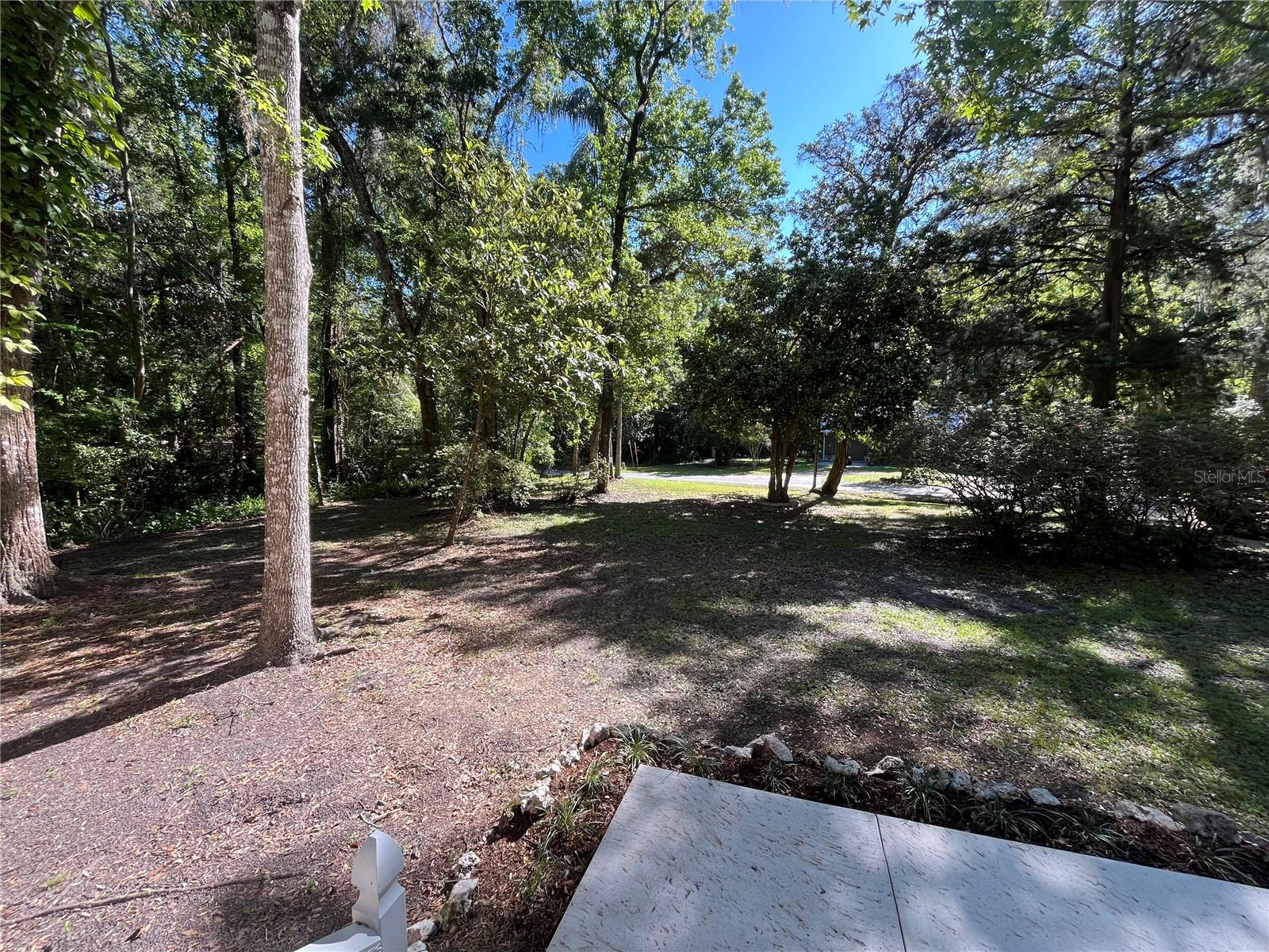 Image 19 of 47 For 1565 Oakhurst Drive
