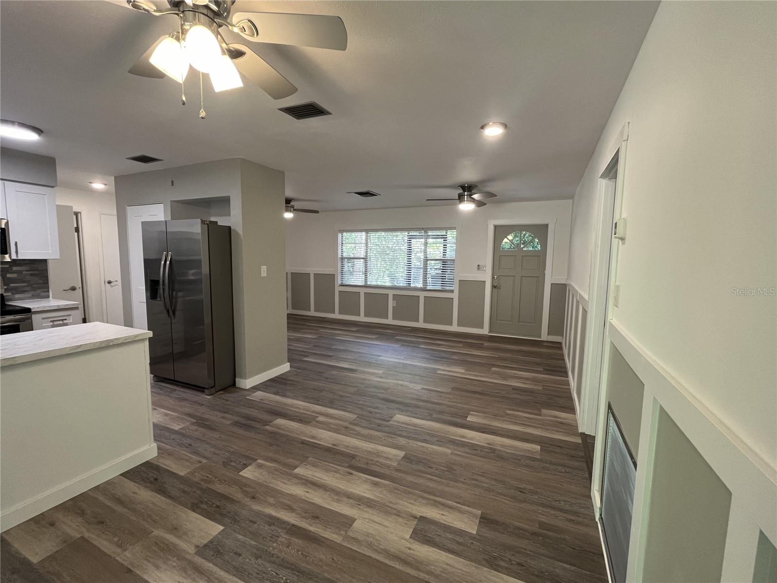 Image 22 of 47 For 1565 Oakhurst Drive