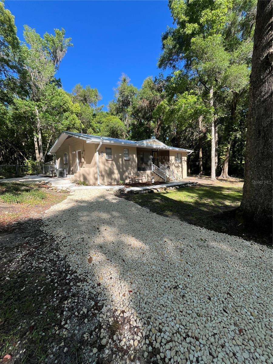 Image 45 of 47 For 1565 Oakhurst Drive