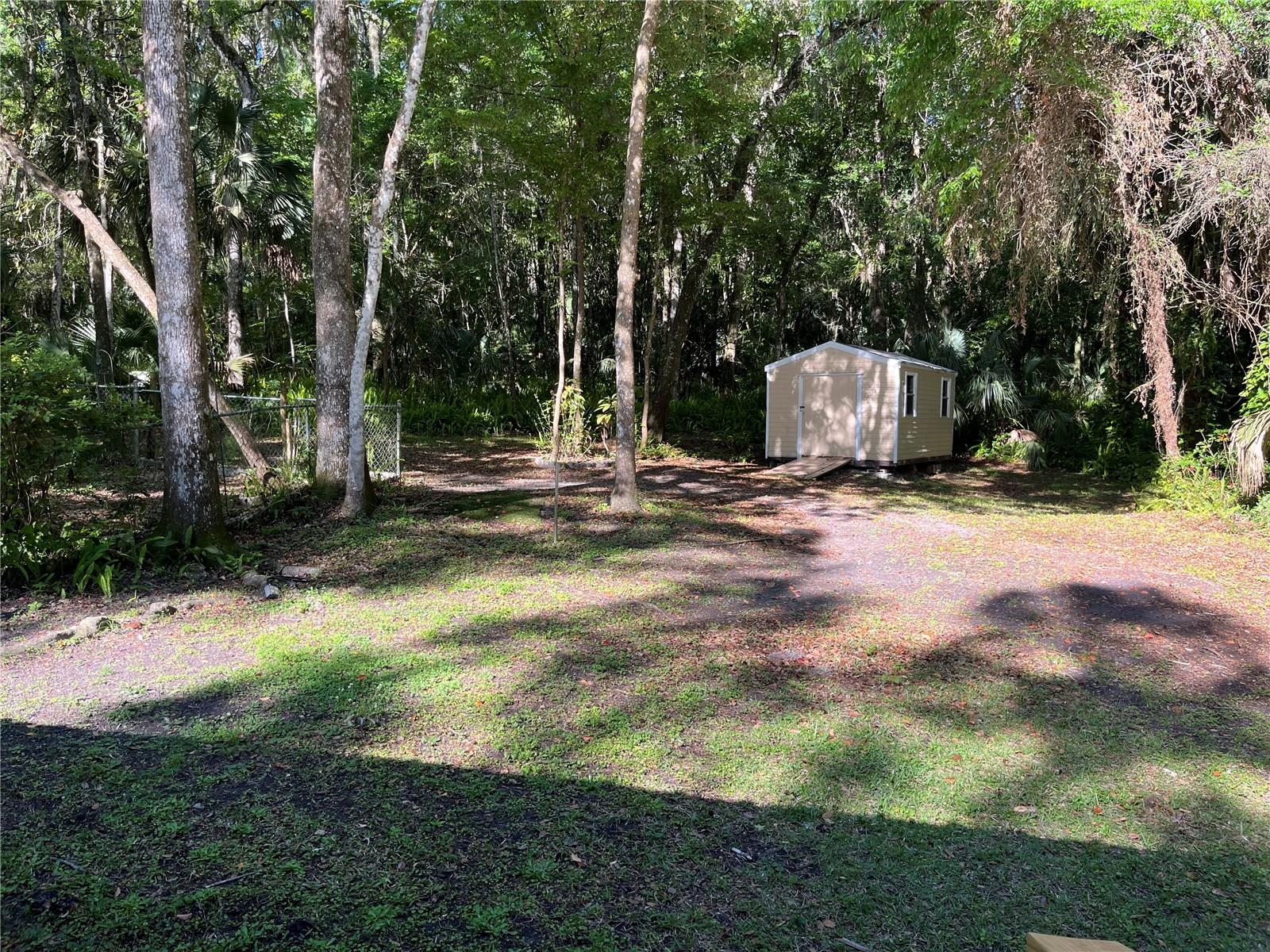 Image 5 of 47 For 1565 Oakhurst Drive