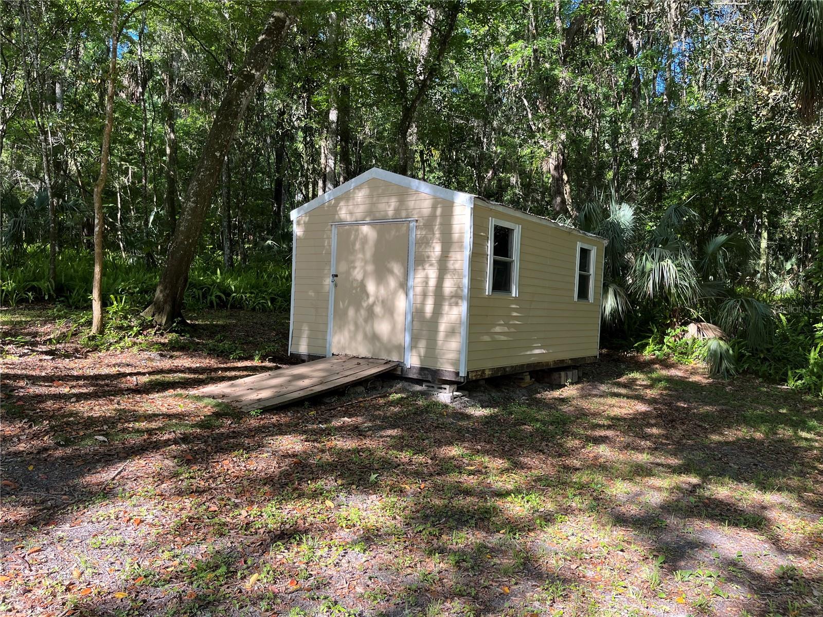 Image 6 of 47 For 1565 Oakhurst Drive