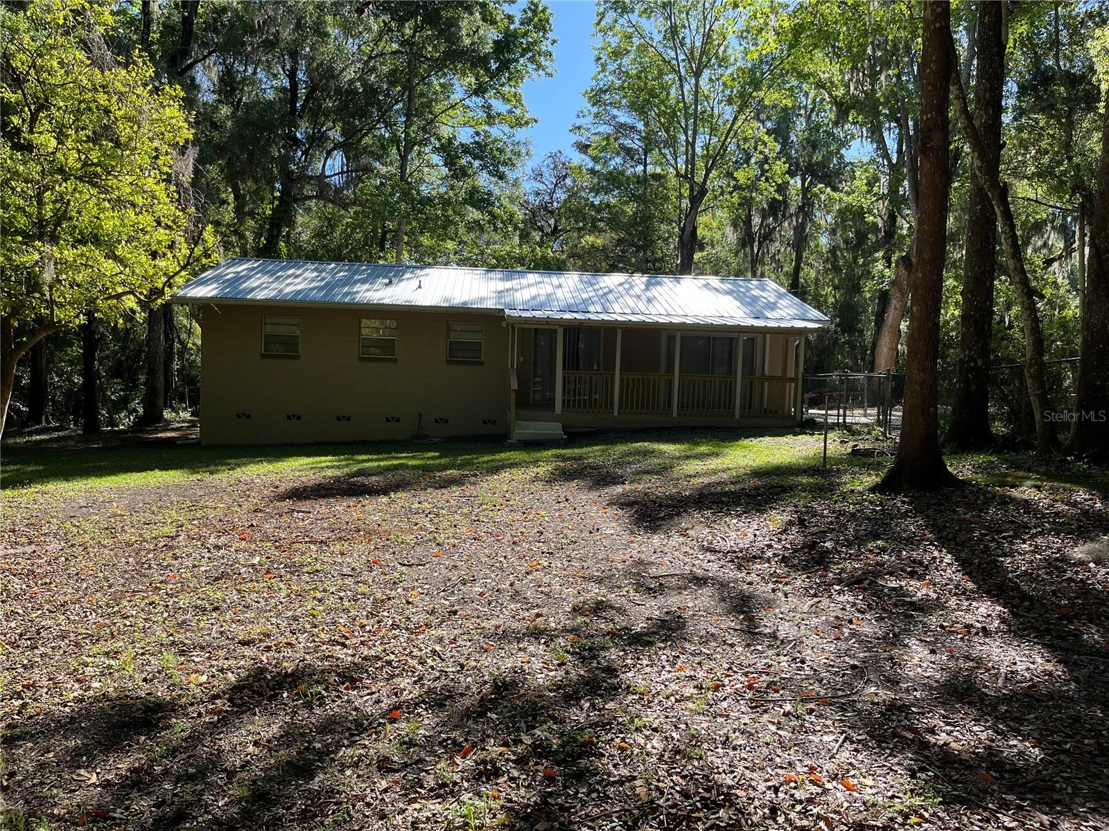 Image 8 of 47 For 1565 Oakhurst Drive