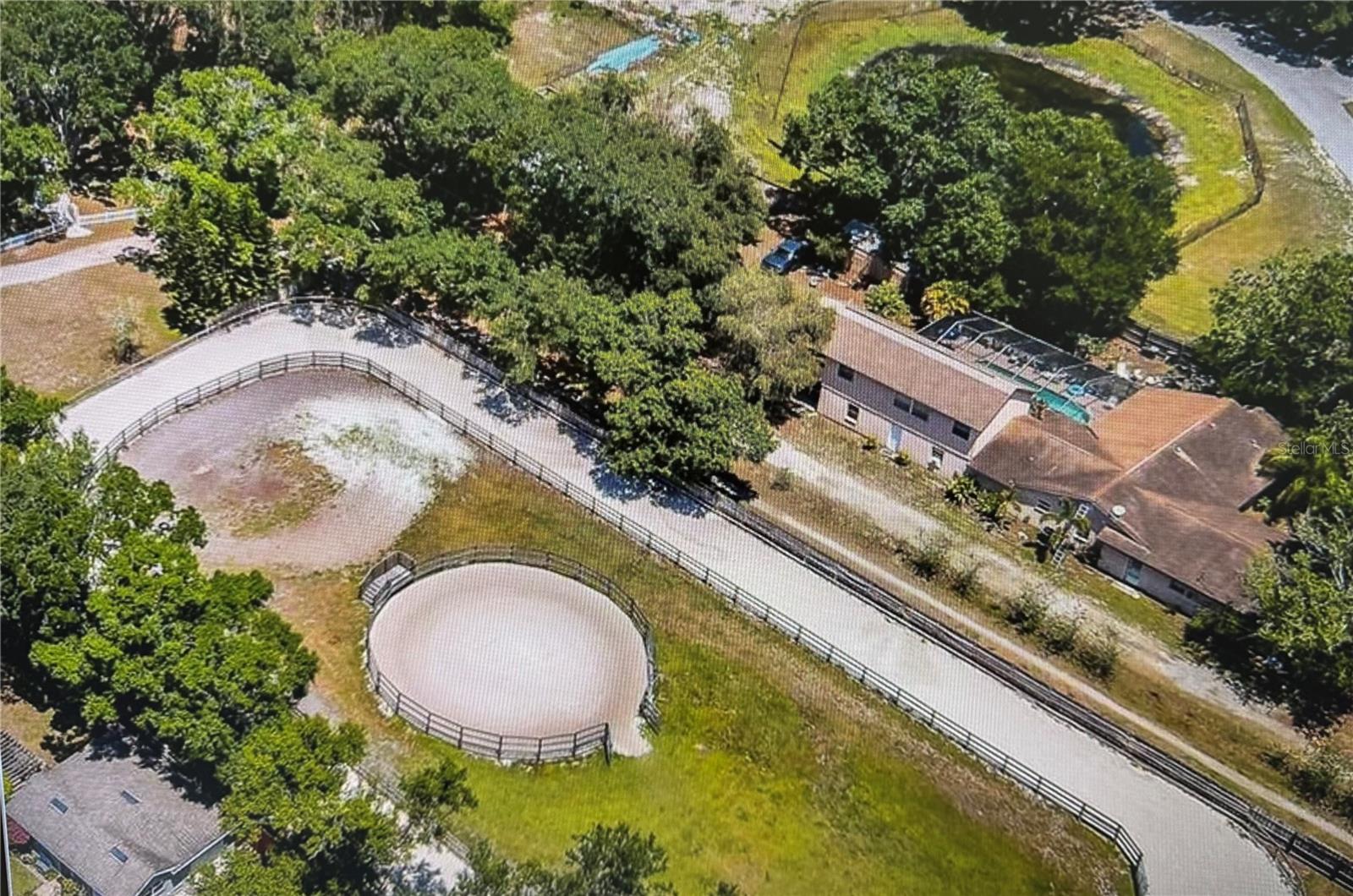 Image 3 of 4 For 10520 Henderson Road