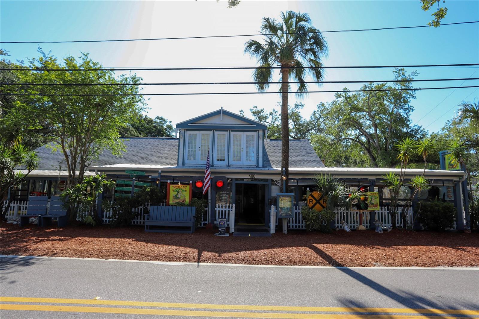 Listing photo id 40 for 272 Orange Street