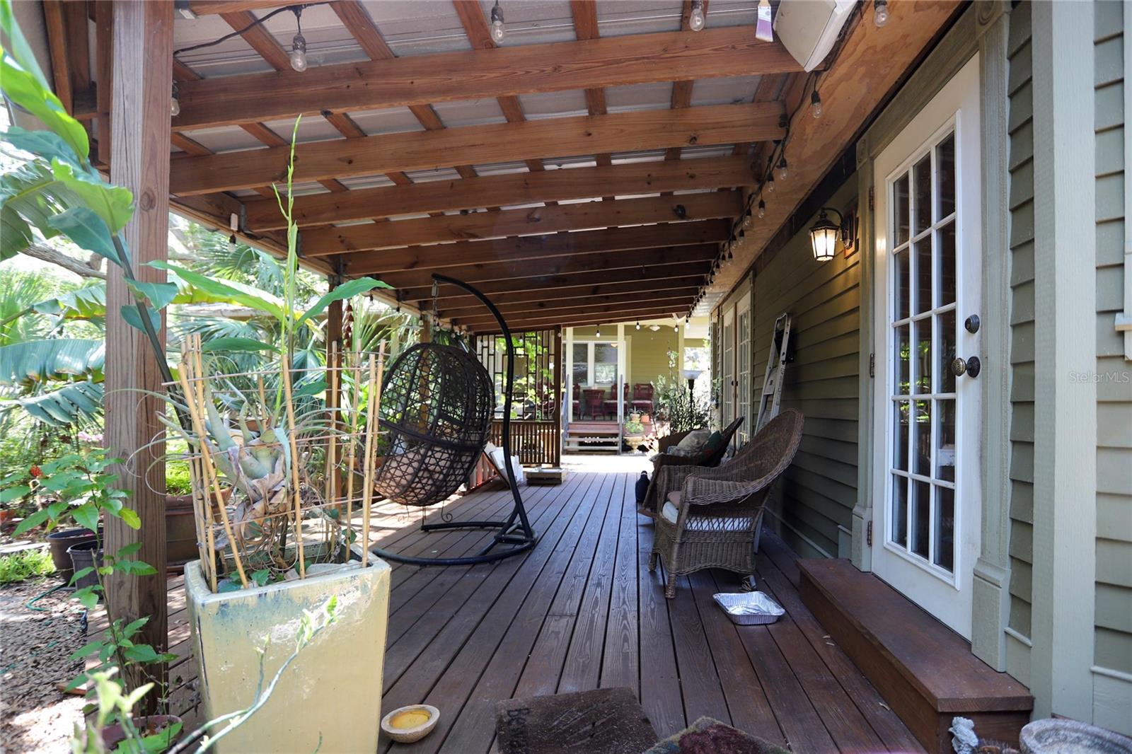 Listing photo id 3 for 272 Orange Street