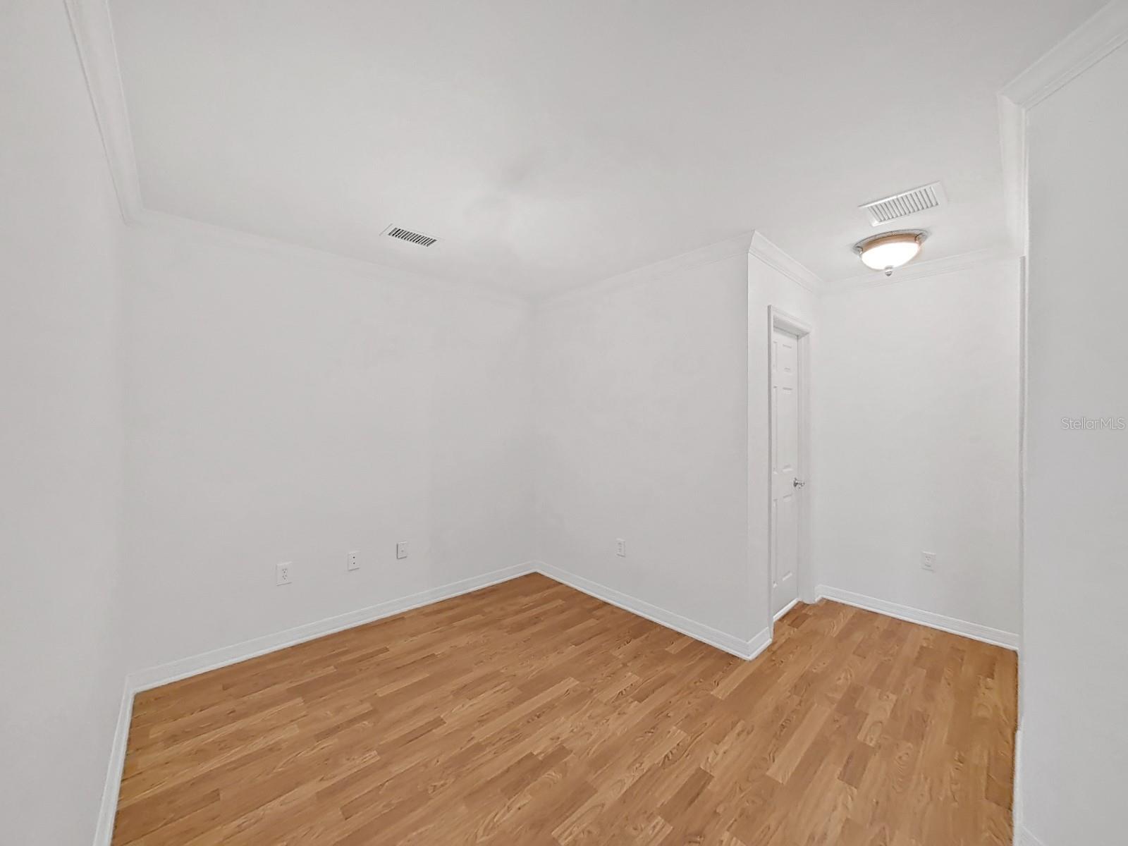 Image 17 of 54 For 9731 Meadow Field Circle