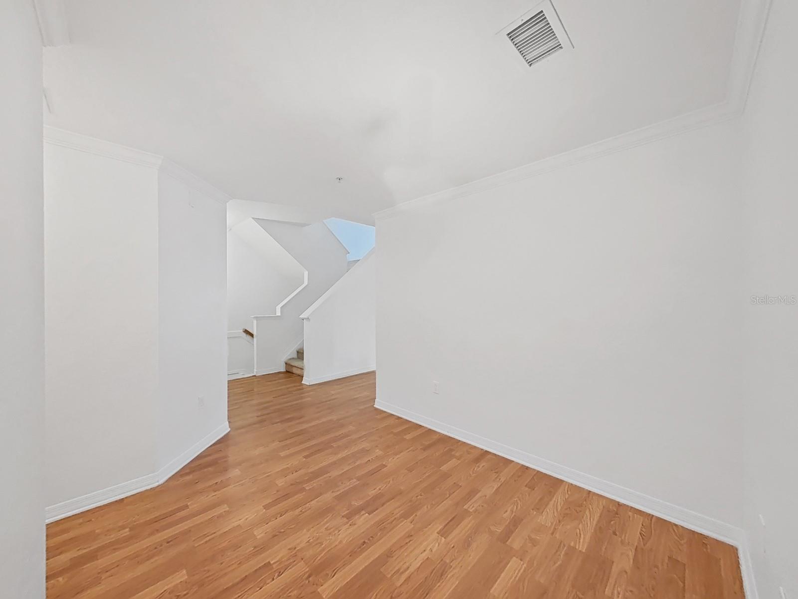 Image 18 of 54 For 9731 Meadow Field Circle