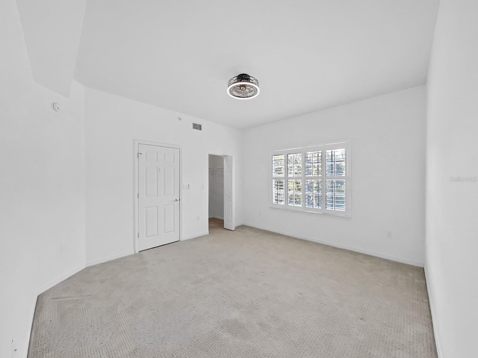 Image 23 of 54 For 9731 Meadow Field Circle