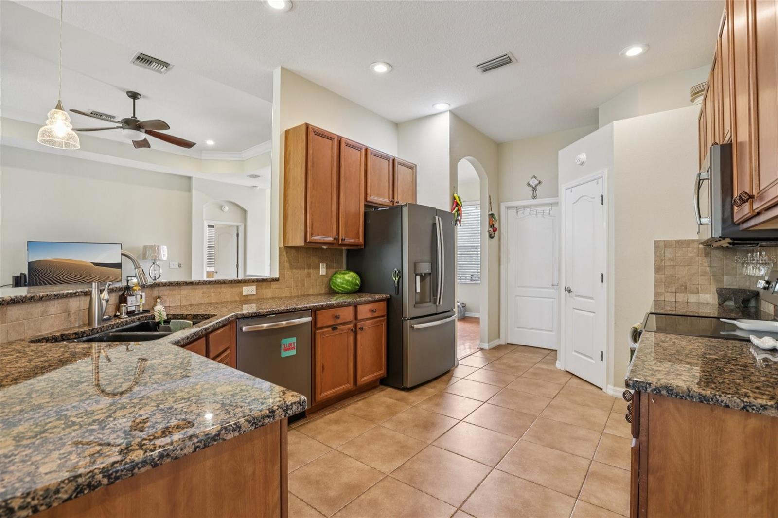 Image 16 of 77 For 14494 Copeland Way