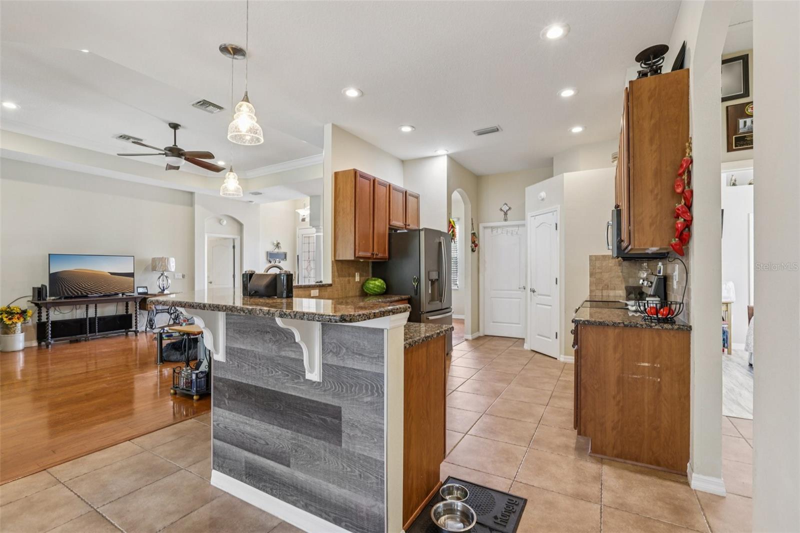 Image 17 of 77 For 14494 Copeland Way